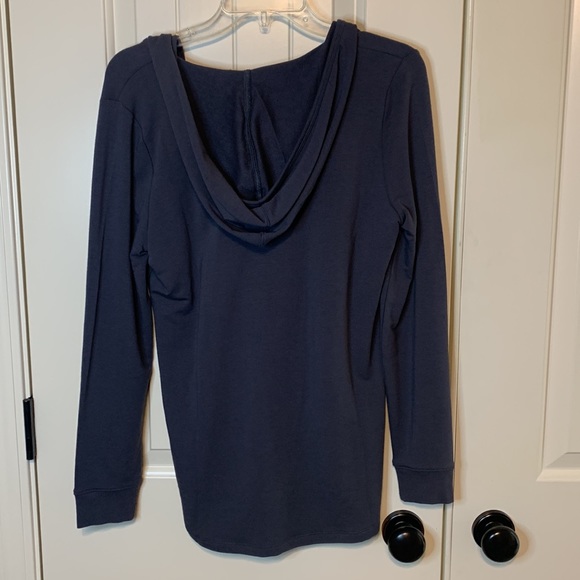 Barefoot Dreams Malibu Hoodie small new - Picture 6 of 6